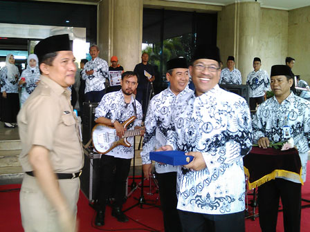 Pencarian PGRI Kota Samarinda - Persatuan Guru Republik Indonesia Cabang Kota Samarinda